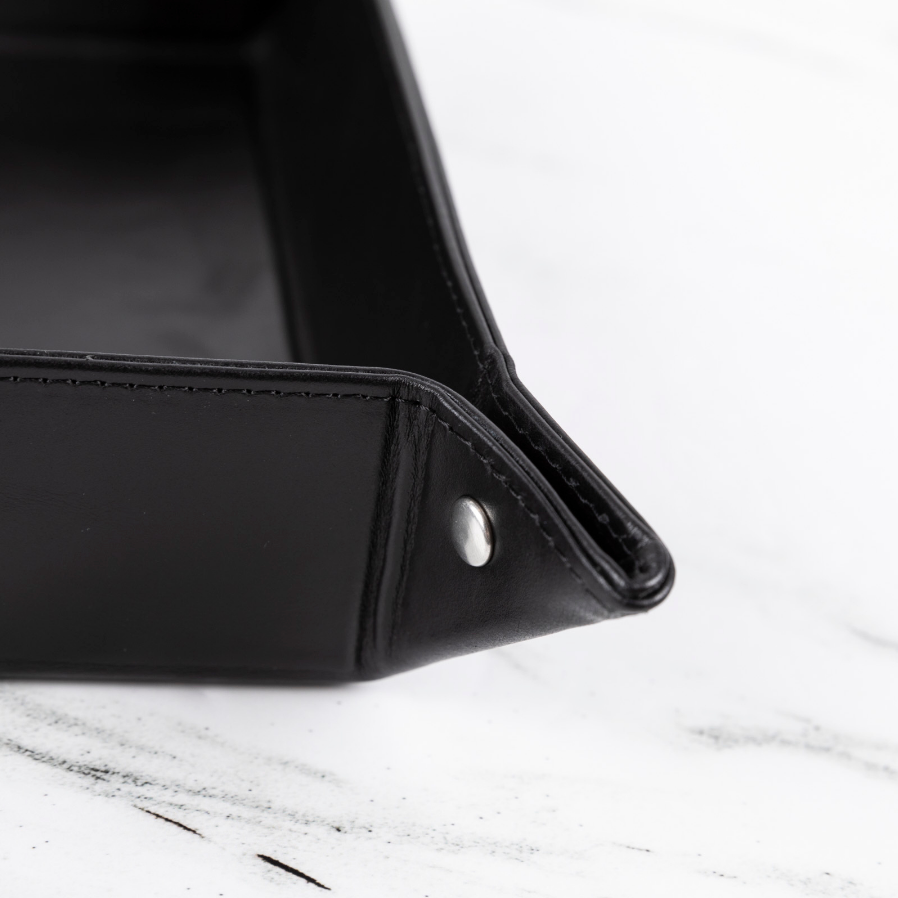 Der Organizer – Rustikales Schwarz