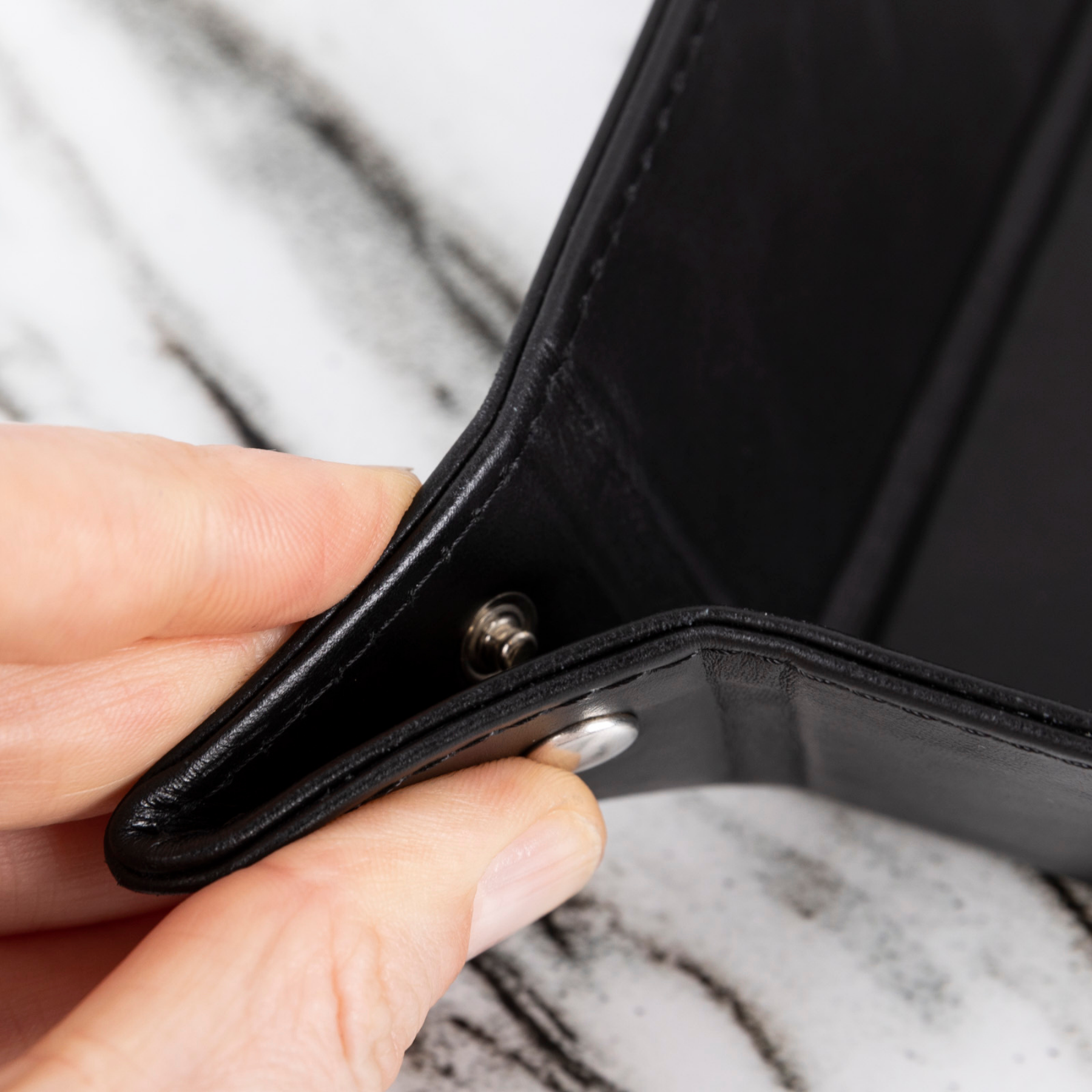 Der Organizer – Rustikales Schwarz